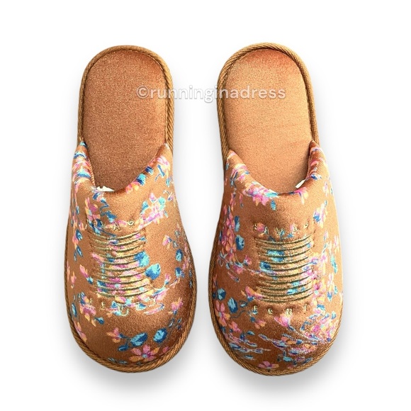 Savage X Fenty Luxe Velvet Slippers In Color Distorted Bloom Size Small Shoe 6-7 - Picture 4 of 15